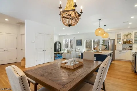 $750,000 | 9 Apache Trail, Rockaway, NJ 07866