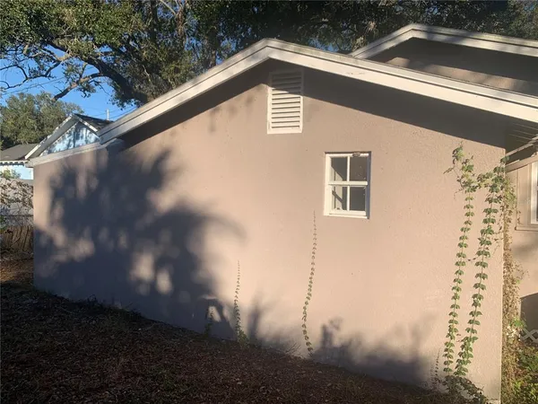 a side view of a house