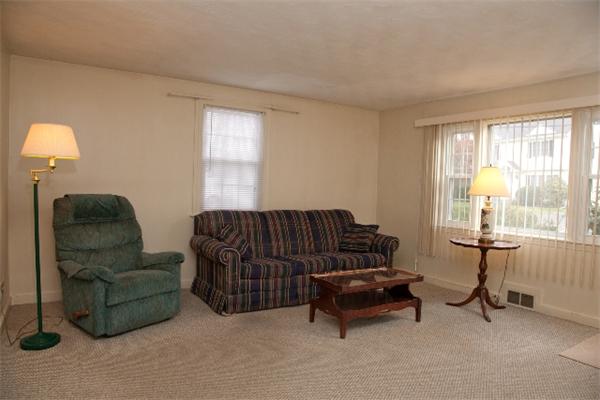 60 Felch Road Natick, MA 01760 - Photo 6 of 20