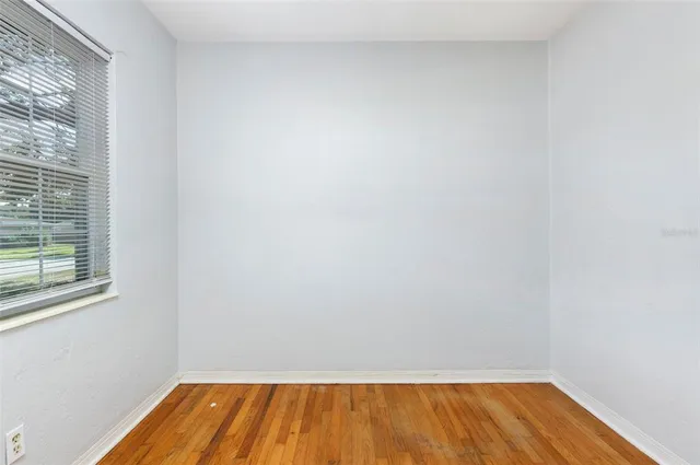 $2,395 | 2900 Leslee Lake Drive North, St. Petersburg, FL 33713