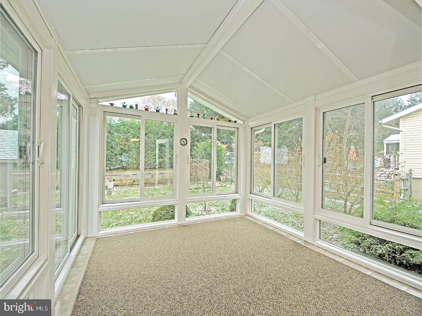 46 Vansant Road Newark, DE 19711 - Photo 9 of 23 Sun Room