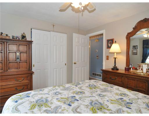 45 Sutter Avenue Warwick, RI 02886 - Photo 20 of 20 Master Bedroom.