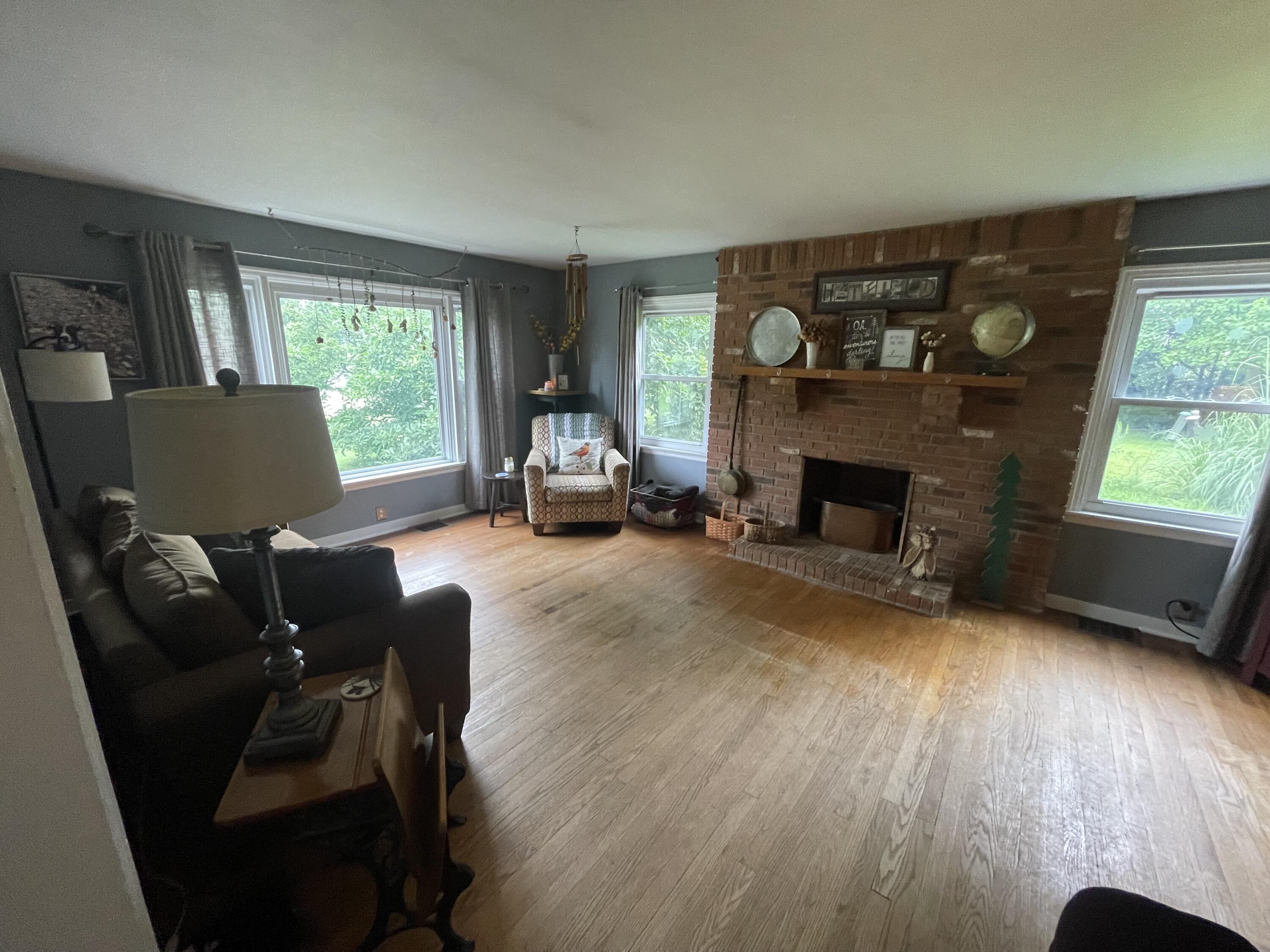 2421 East Home Road Springfield, OH 45503 - Photo 6 of 36 Gallery Image 6