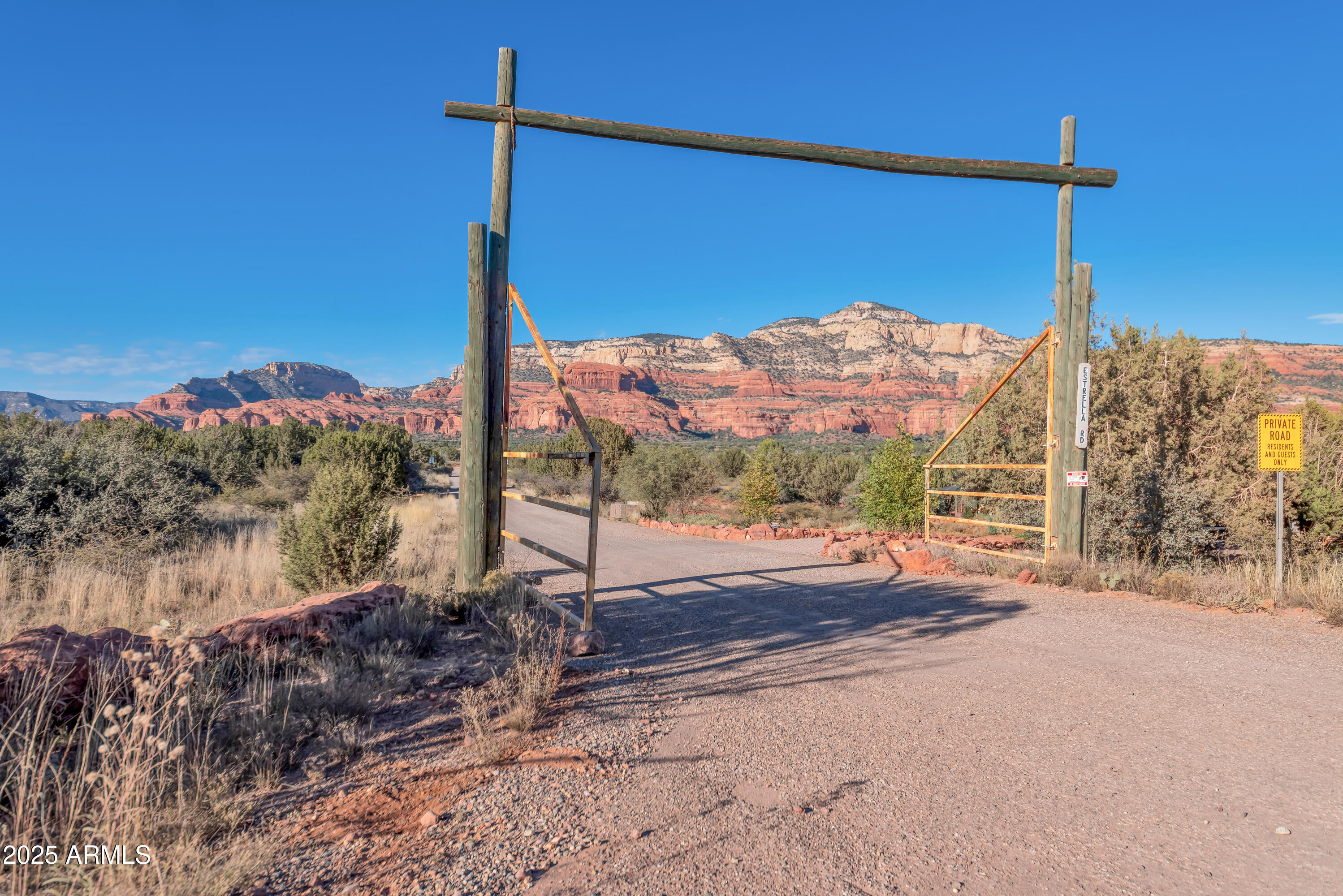 75 Estrella Road, Unit 3 Sedona, AZ 86336 - Photo 27 of 28 a view of a road with a building in the background