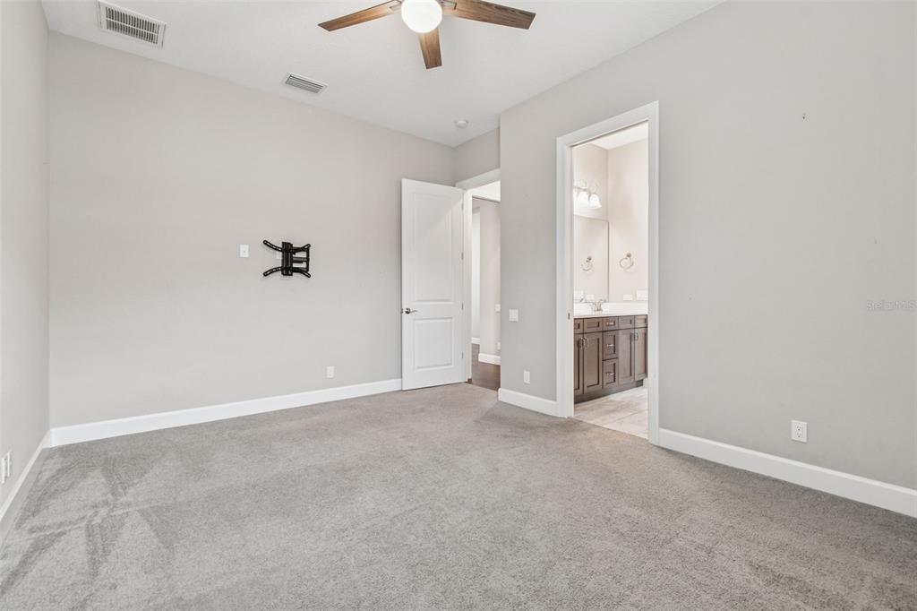 10605 Sabella Drive Trinity, FL 34655 - Photo 37 of 77