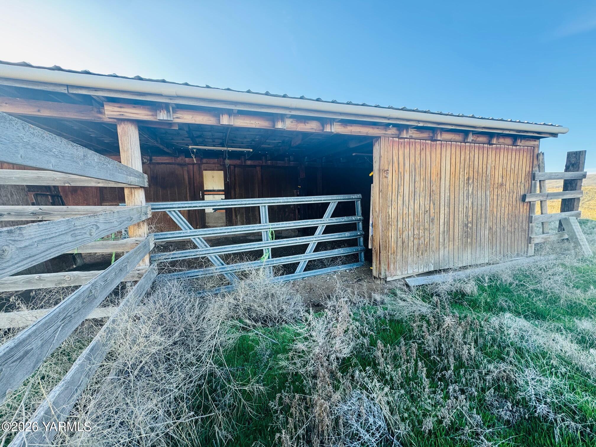 1291 East Norman Road Yakima, WA 98901 - Photo 20 of 25 IMG_0224