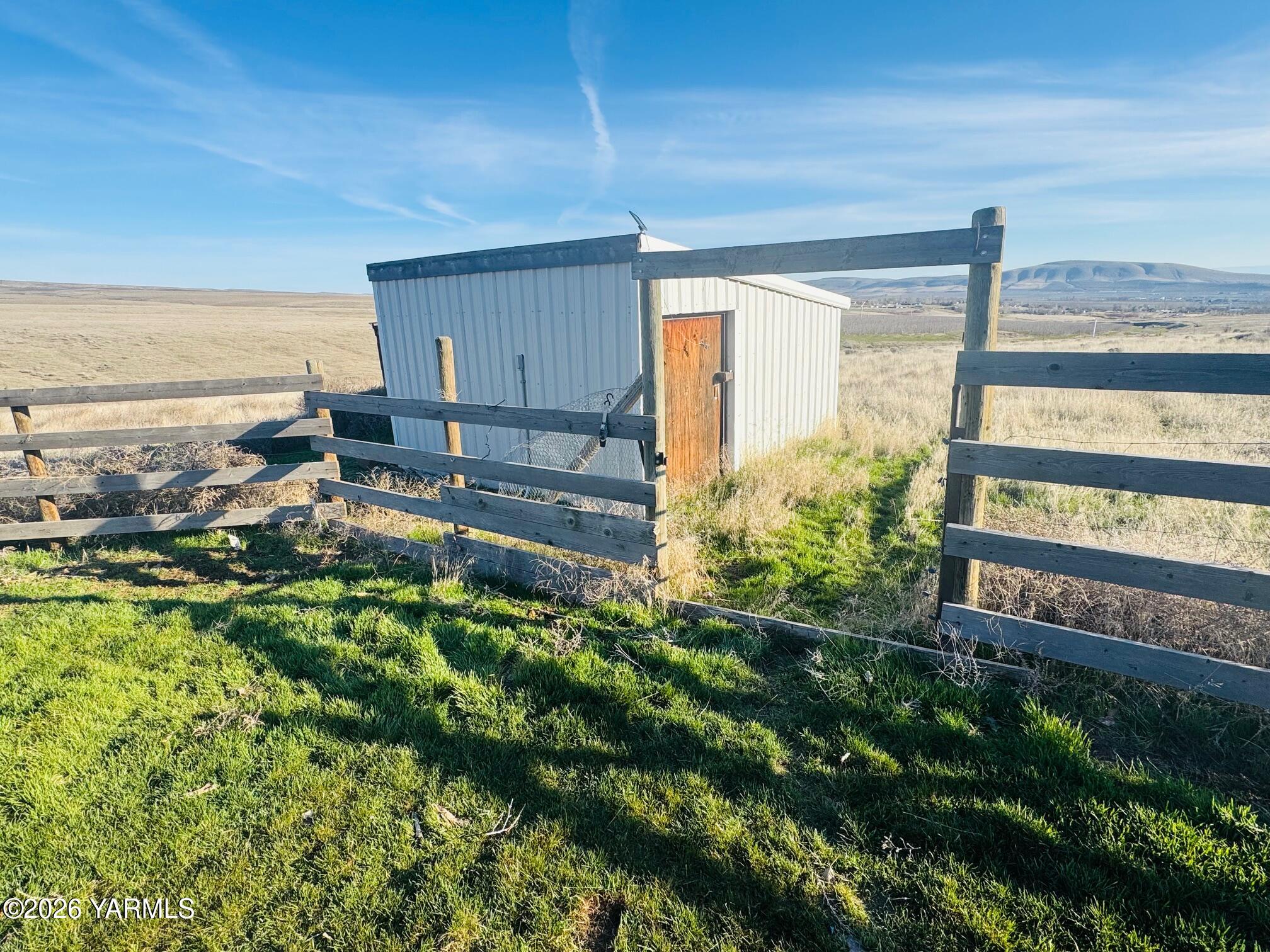 1291 East Norman Road Yakima, WA 98901 - Photo 25 of 25 IMG_0232