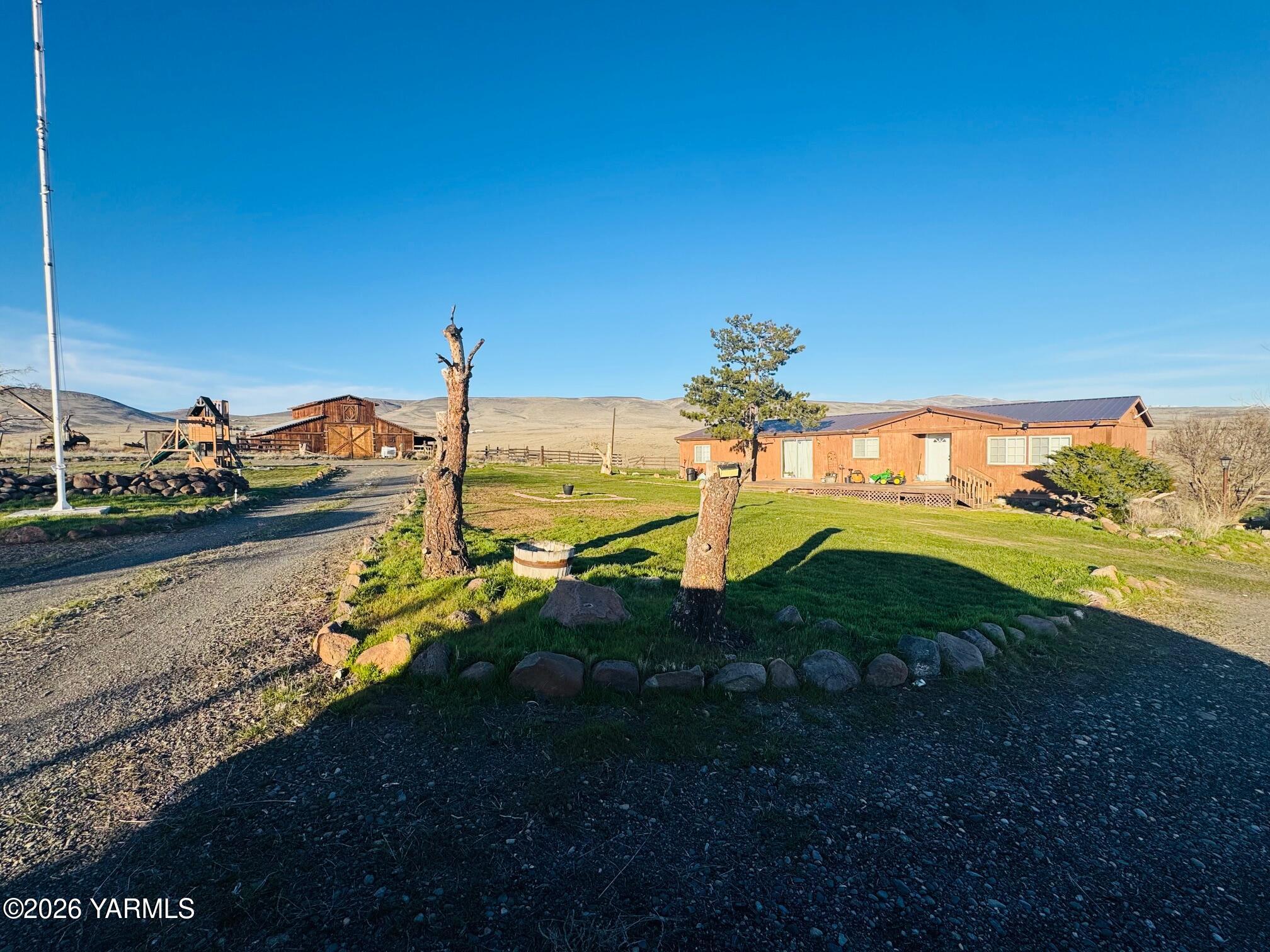 1291 East Norman Road Yakima, WA 98901 - Photo 5 of 25 IMG_0255 (1)