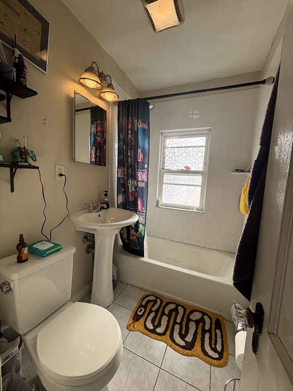 21 Glenellen Road, Unit 1 Boston, MA 02132 - Photo 5 of 27