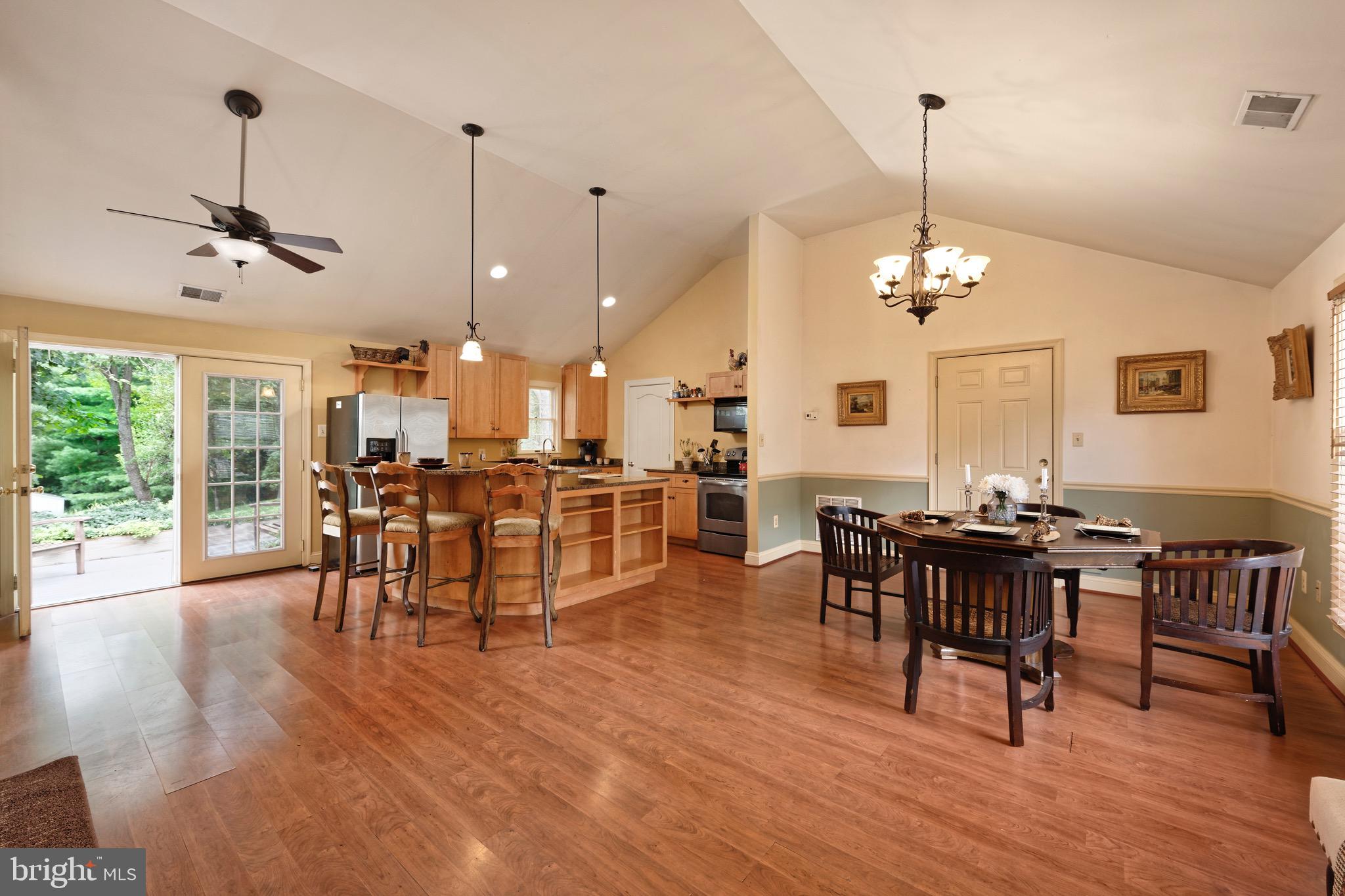 22865 Foxcroft Road Middleburg, VA 20117 - Photo 112 of 112 Studio building has open floorplan & door to deck