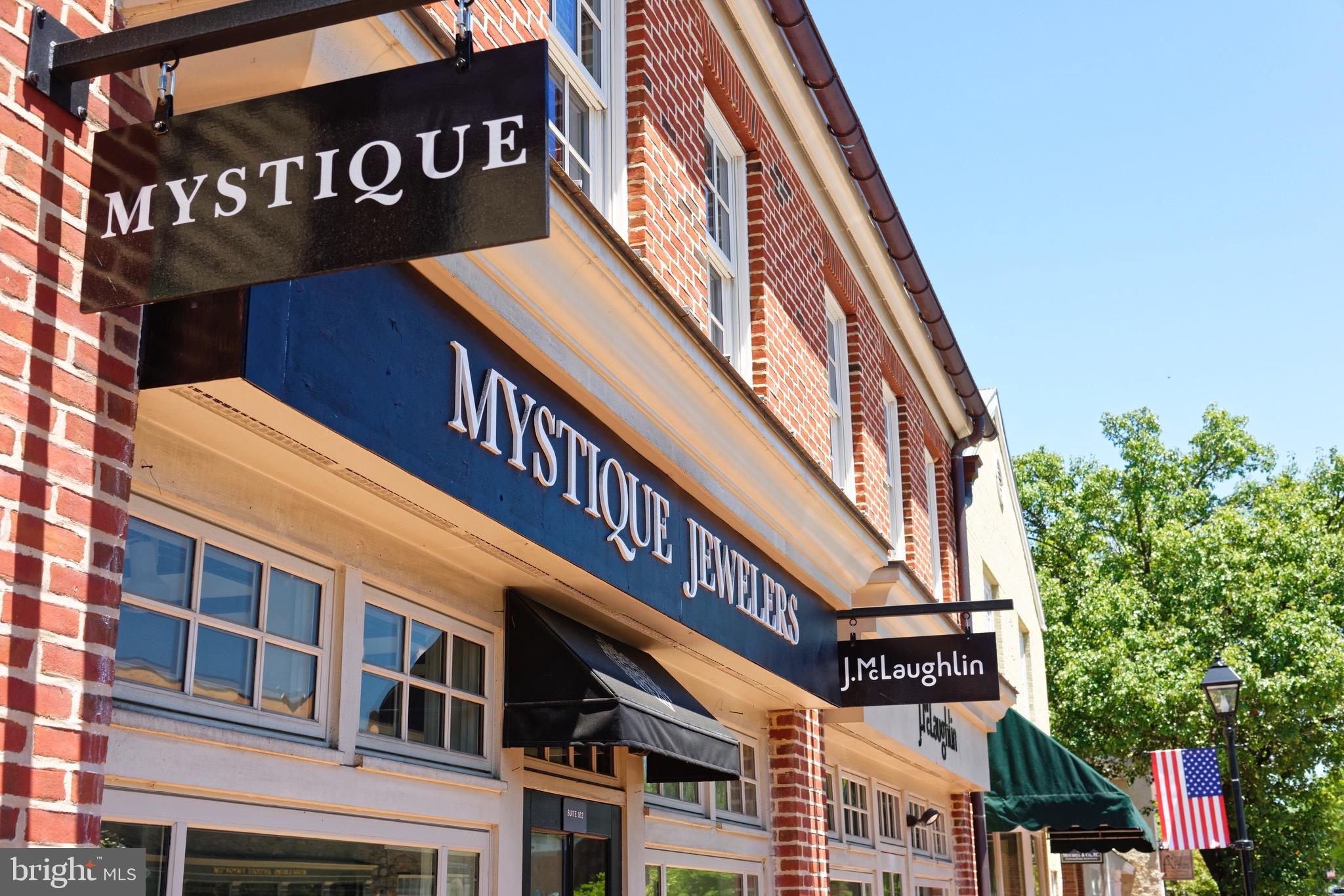 22865 Foxcroft Road Middleburg, VA 20117 - Photo 78 of 112 Enjoy the local shops
