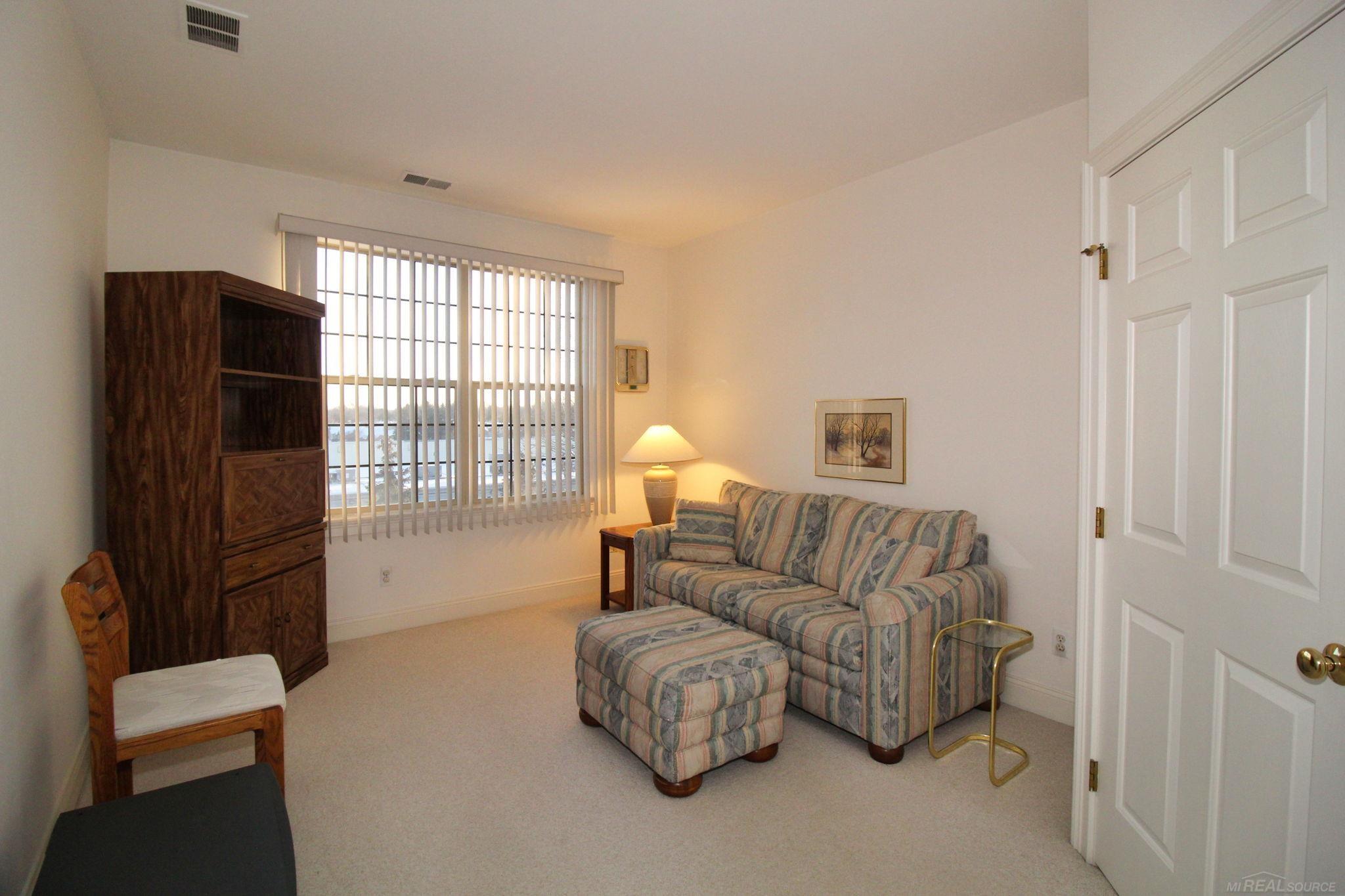 39216 Hayes Road Clinton Township, MI 48038 - Photo 14 of 24
