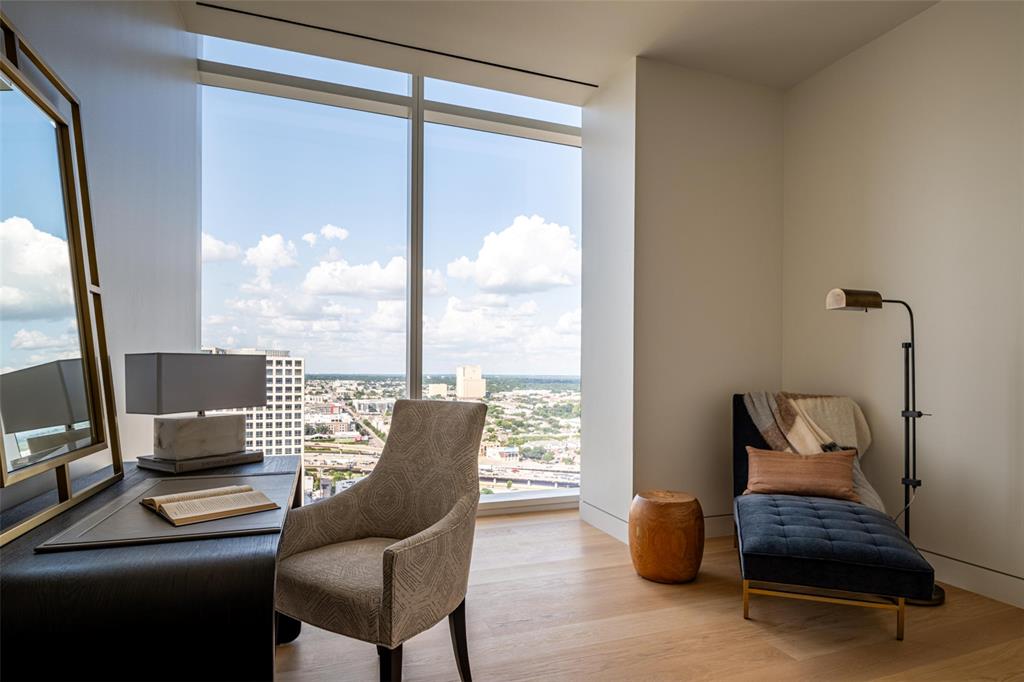 1747 Leonard Street, Unit 2201 Dallas, TX 75201 - Photo 17 of 36 Bedroom #3