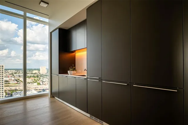 $4,900,000 | 1747 Leonard Street, Unit 2201, Dallas, TX 75201