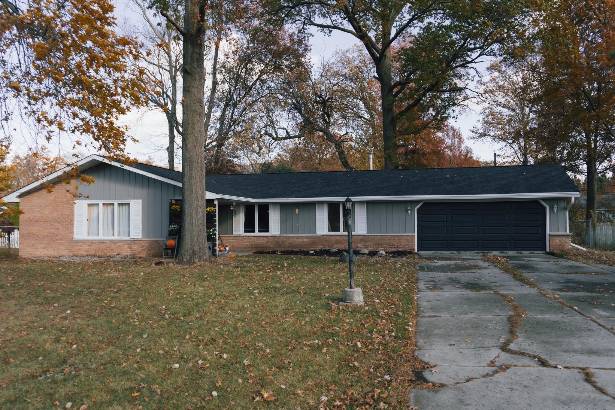 4920 Wheelock Road Fort Wayne, IN 46835 - Photo 1 of 36