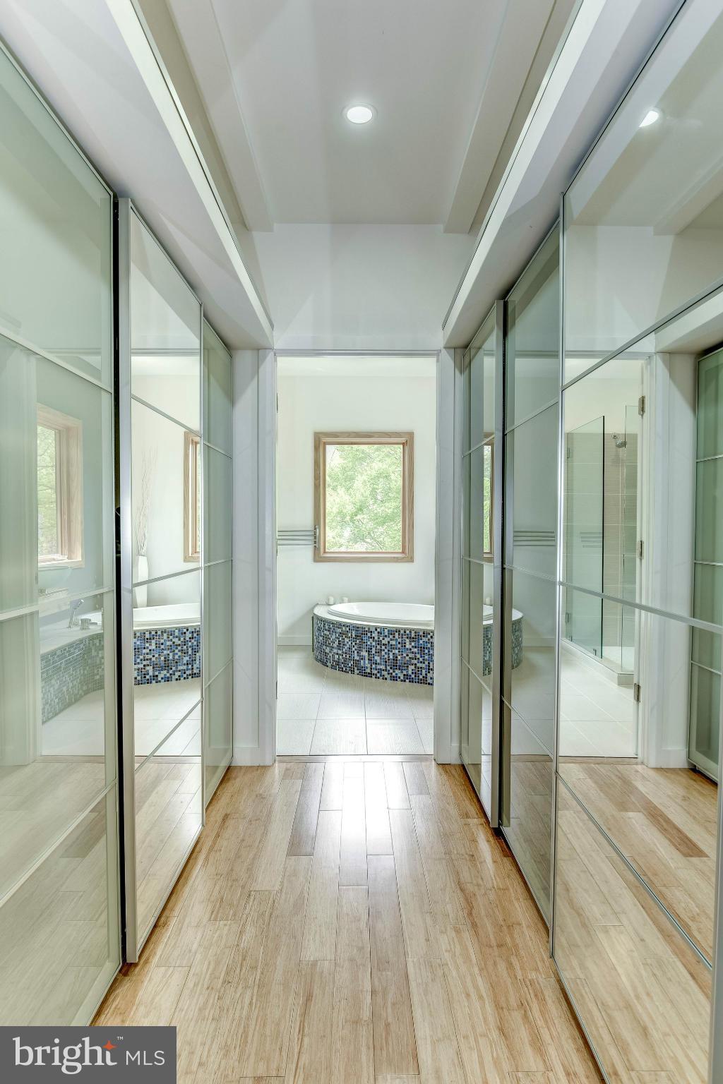 8009 Beech Tree Road Bethesda, MD 20817 - Photo 24 of 30 Master Suite His