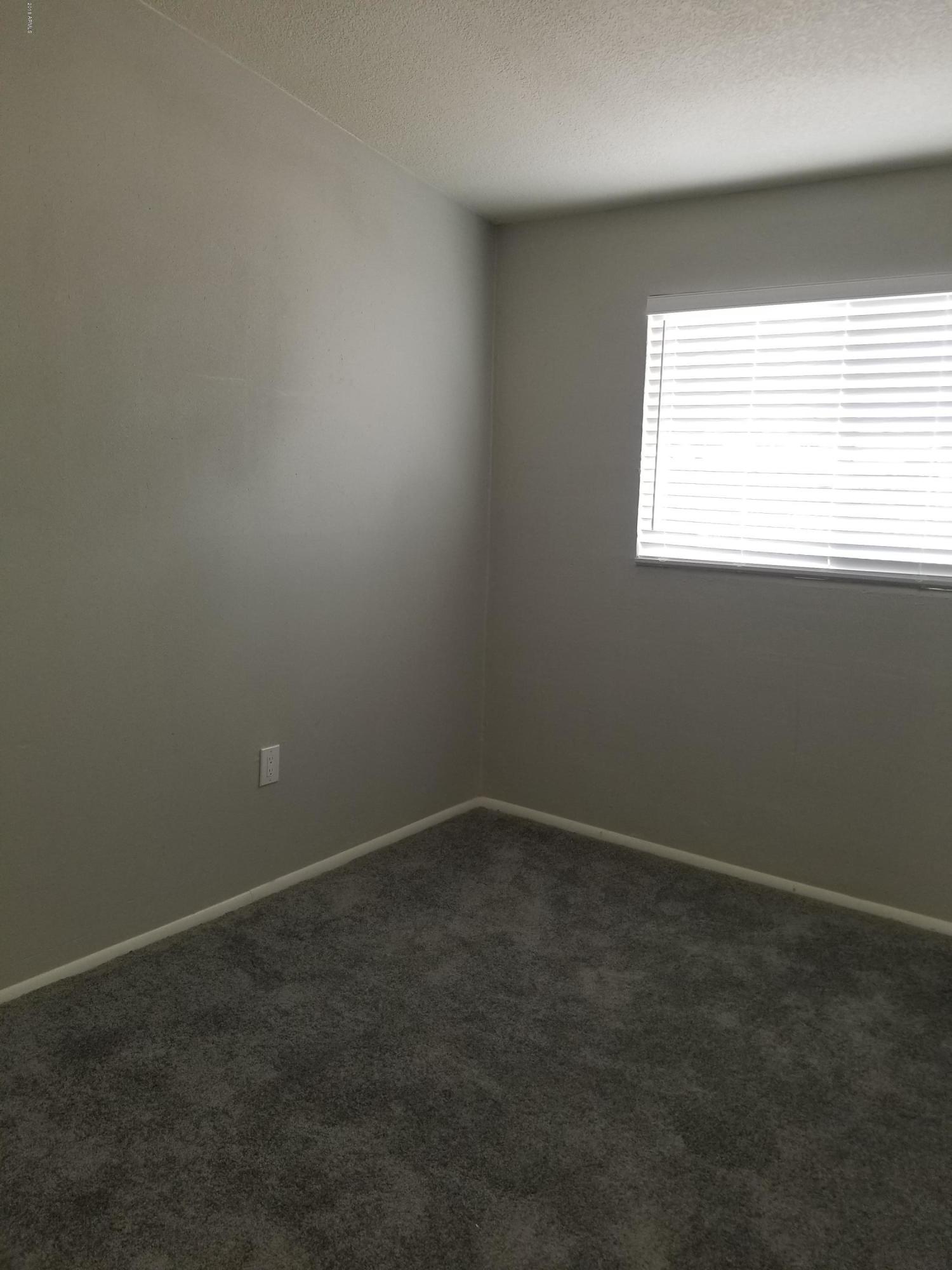 2025 East Howe Avenue Tempe, AZ 85281 - Photo 8 of 10 20181012_114754