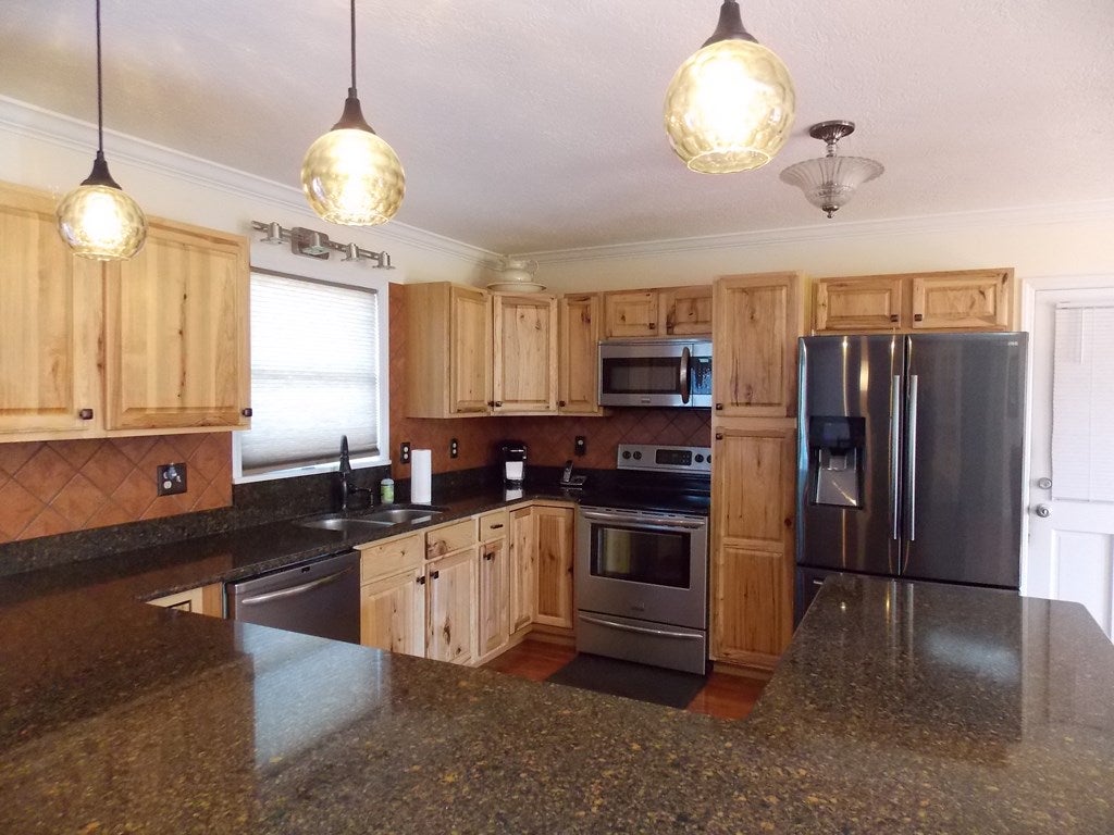2636 Marian Road Dugspur, VA 24325 - Photo 22 of 41 Gallery Image 22