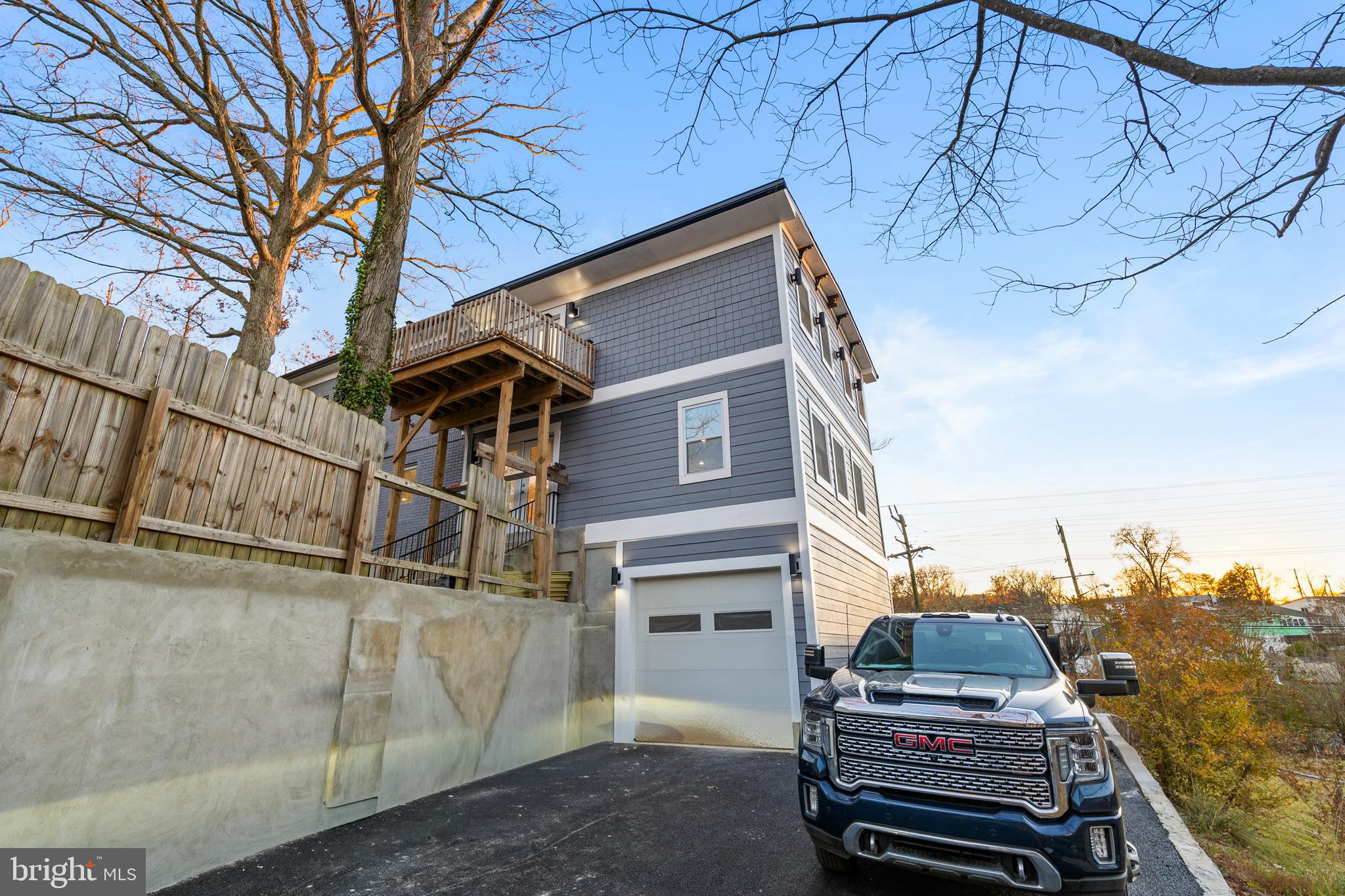 6218 Suitland Road Suitland, MD 20746 - Photo 46 of 52 a view of a roof deck