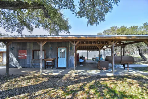 $1,137,500 | 700 Farm To Market Road 2325, Wimberley, TX 78676