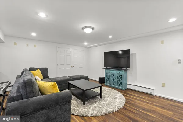 $899,000 | 1210 Ashton Road, Ashton, MD 20861