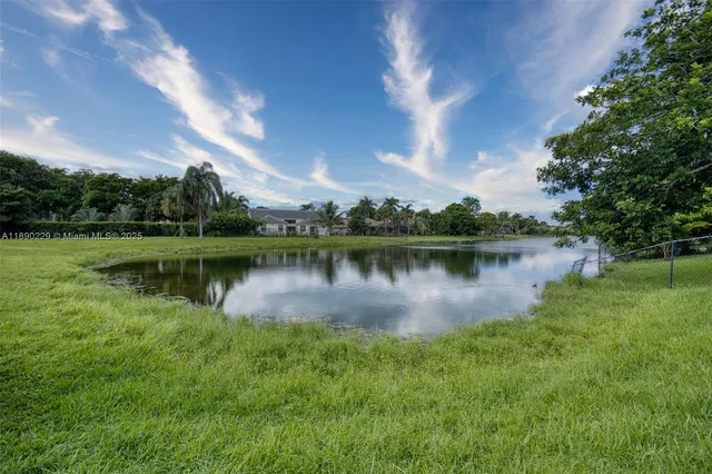 $665,000 | 2913 Myrtle Oak Circle, Davie, FL 33328