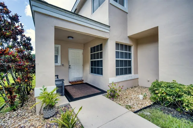 $665,000 | 2913 Myrtle Oak Circle, Davie, FL 33328