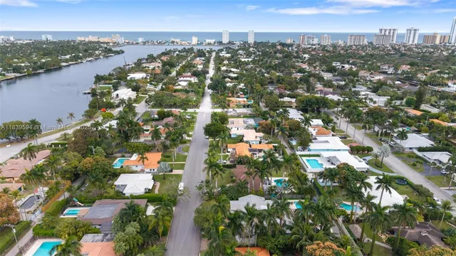 $1,700,000 | 1240 Jefferson Street, Hollywood, FL 33019