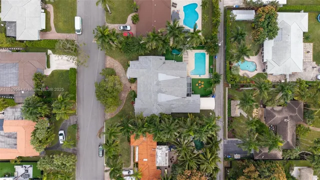 $1,700,000 | 1240 Jefferson Street, Hollywood, FL 33019