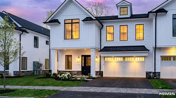 $2,575,000 | 16-18 Paris Avenue, Unit 9, Northvale, NJ 07647