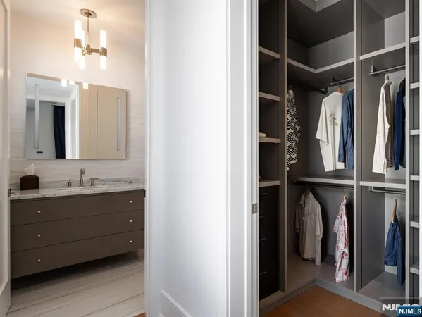 $2,575,000 | 16-18 Paris Avenue, Unit 9, Northvale, NJ 07647