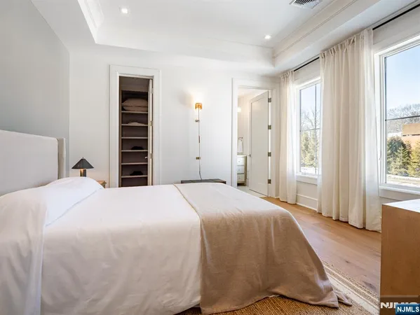 $2,575,000 | 16-18 Paris Avenue, Unit 9, Northvale, NJ 07647