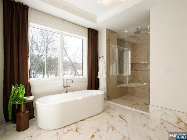 $2,575,000 | 16-18 Paris Avenue, Unit 9, Northvale, NJ 07647