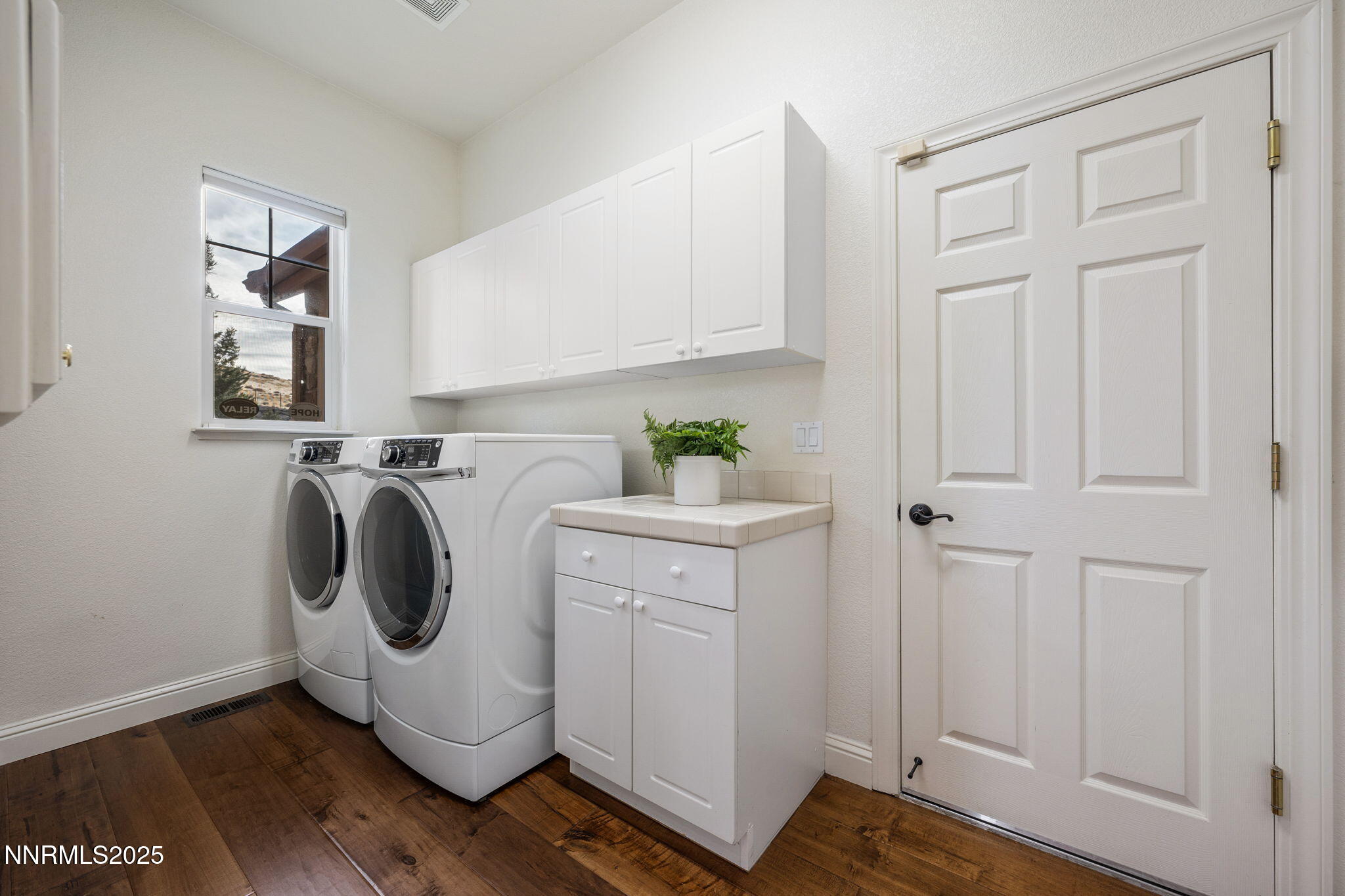 2573 Rampart Terrace Reno, NV 89519 - Photo 39 of 47 8-web-or-mls-2573 Rampart Terrace-9