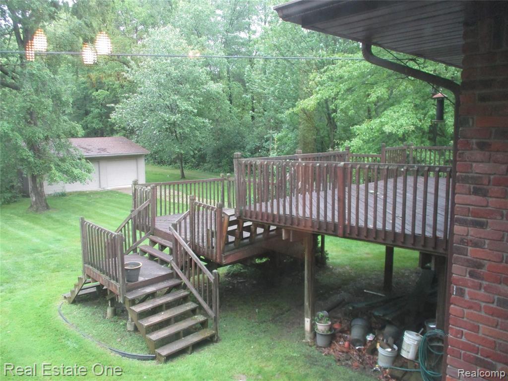 28642 Rollcrest Road Farmington Hills, MI 48334 - Photo 51 of 53