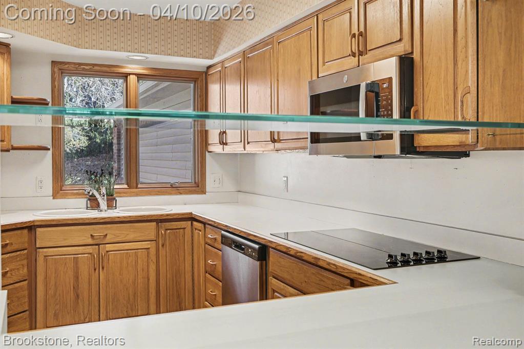 3376 Rivers Edge Drive Wayne, MI 48184 - Photo 12 of 40