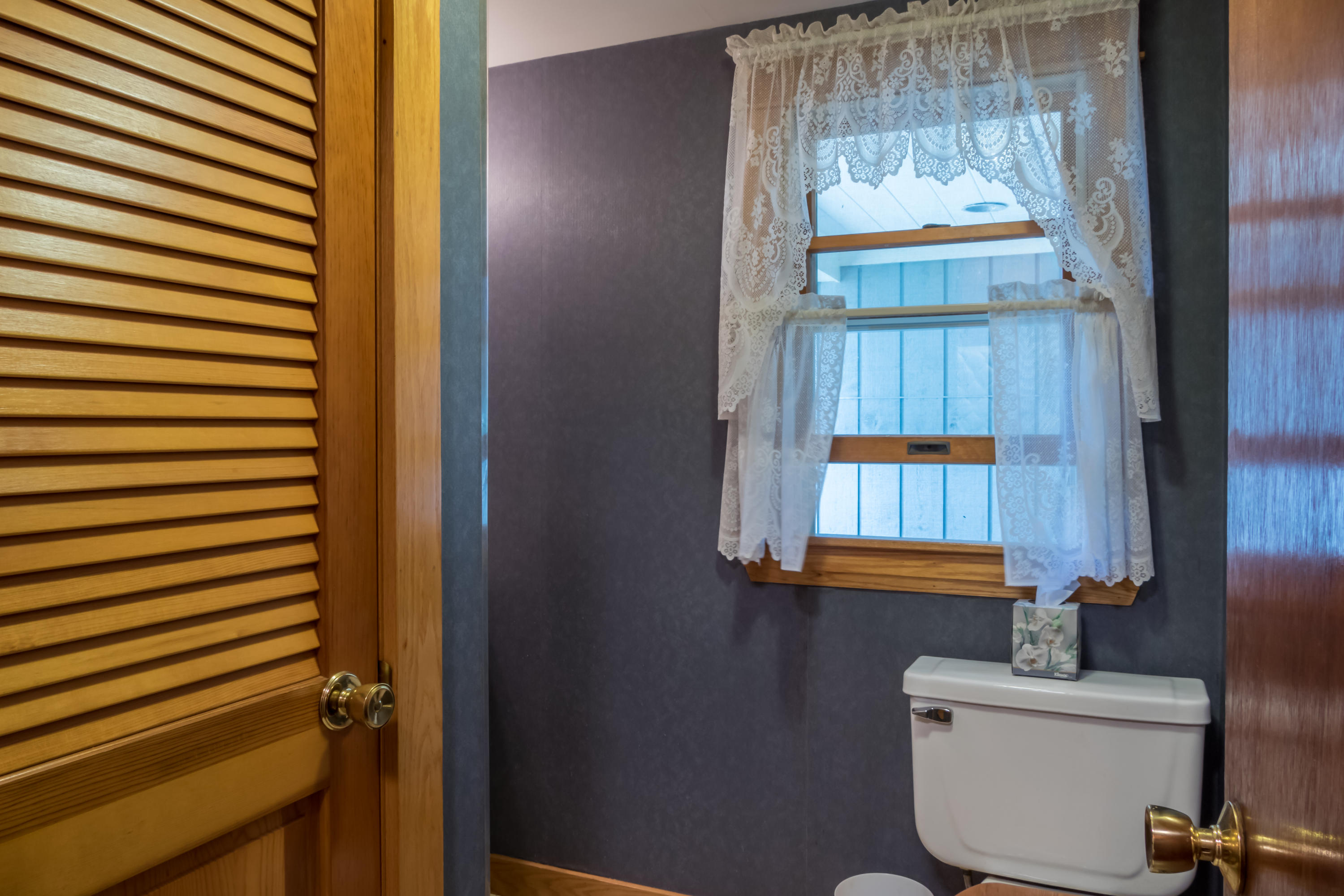 3 McKinney Road Harpswell, ME 04079 - Photo 23 of 40 Half bath