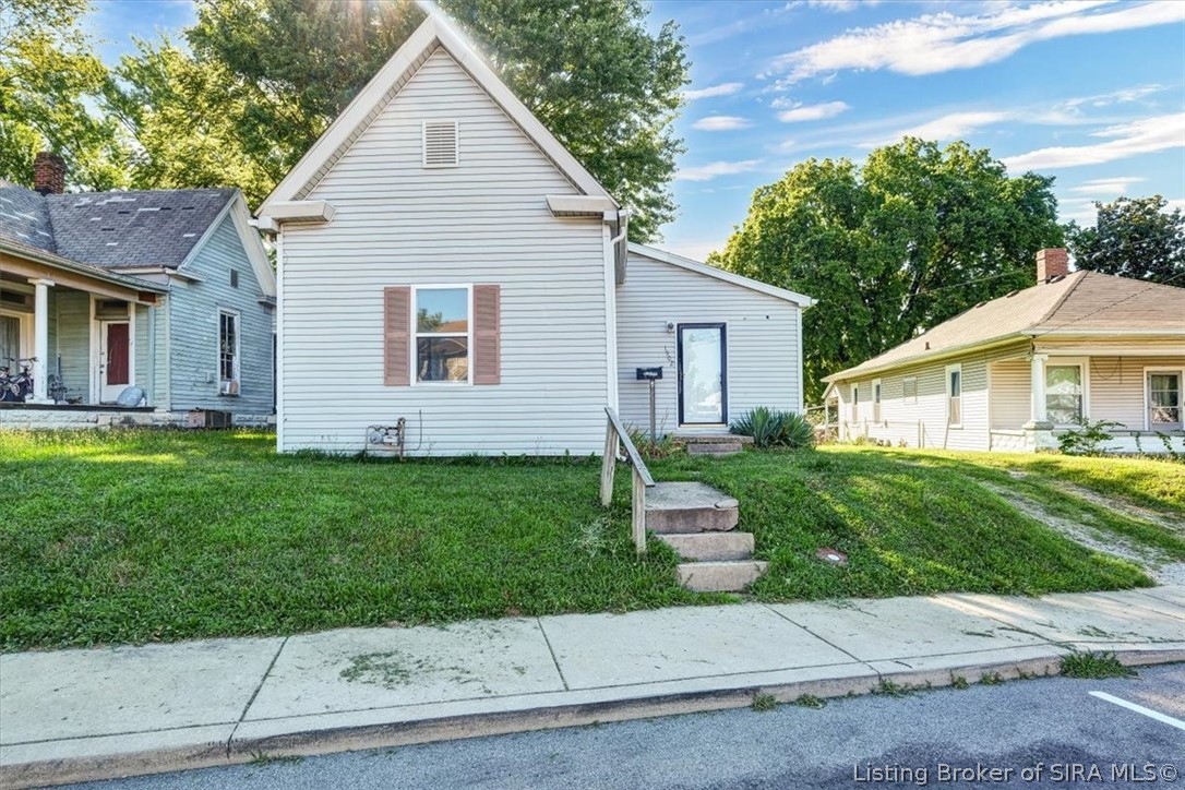 1502 Charlestown Road New Albany, IN 47150 - Photo 2 of 35 Gallery Image 2