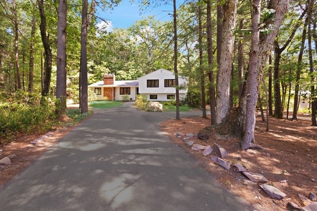 20 Algonquin Road Canton, MA 02021 - Photo 2 of 39 Gallery Image 2