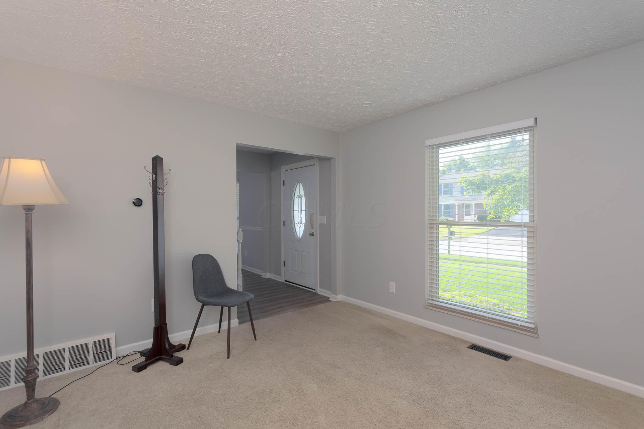 320 Rimbey Avenue Columbus, OH 43230 - Photo 5 of 32 320 Rimbey Ave Columbus-5