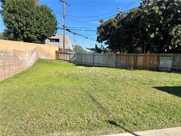 a view of an outdoor space and a yard