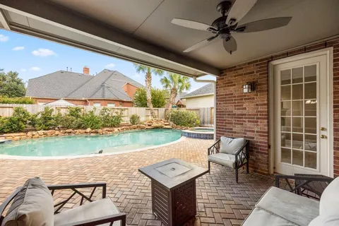 $625,000 | 15415 Rocky Oak Court, Houston, TX 77059