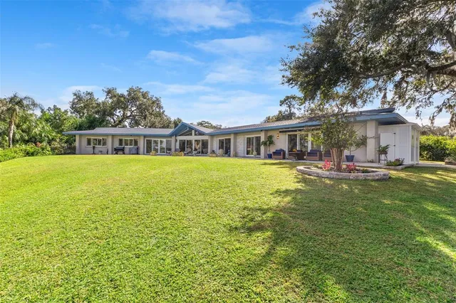 $1,300,000 | 8711 East Cresco Lane, Inverness, FL 34450