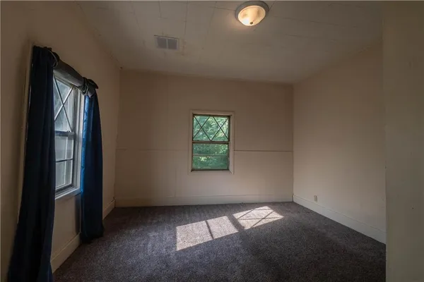 $59,999 | 224 North 3rd Street, Neodesha, KS 66757