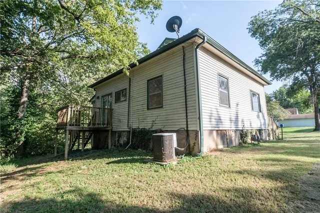 $64,999 | 224 North 3rd Street, Neodesha, KS 66757