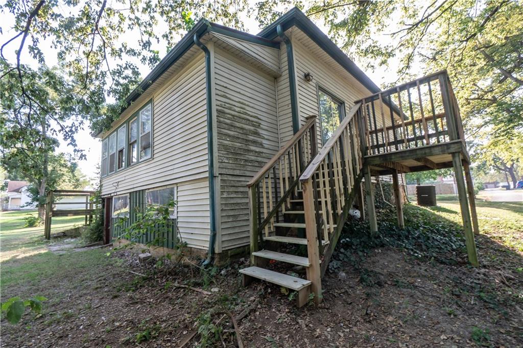 224 North 3rd Street Neodesha, KS 66757 - Photo 21 of 29