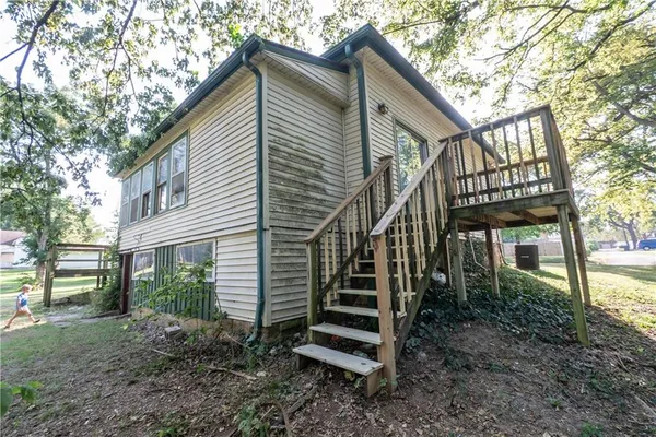 $59,999 | 224 North 3rd Street, Neodesha, KS 66757