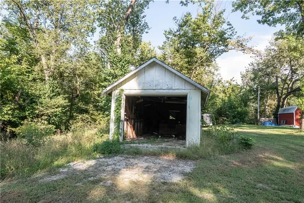 $59,999 | 224 North 3rd Street, Neodesha, KS 66757