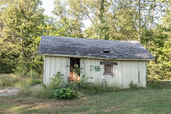 $59,999 | 224 North 3rd Street, Neodesha, KS 66757