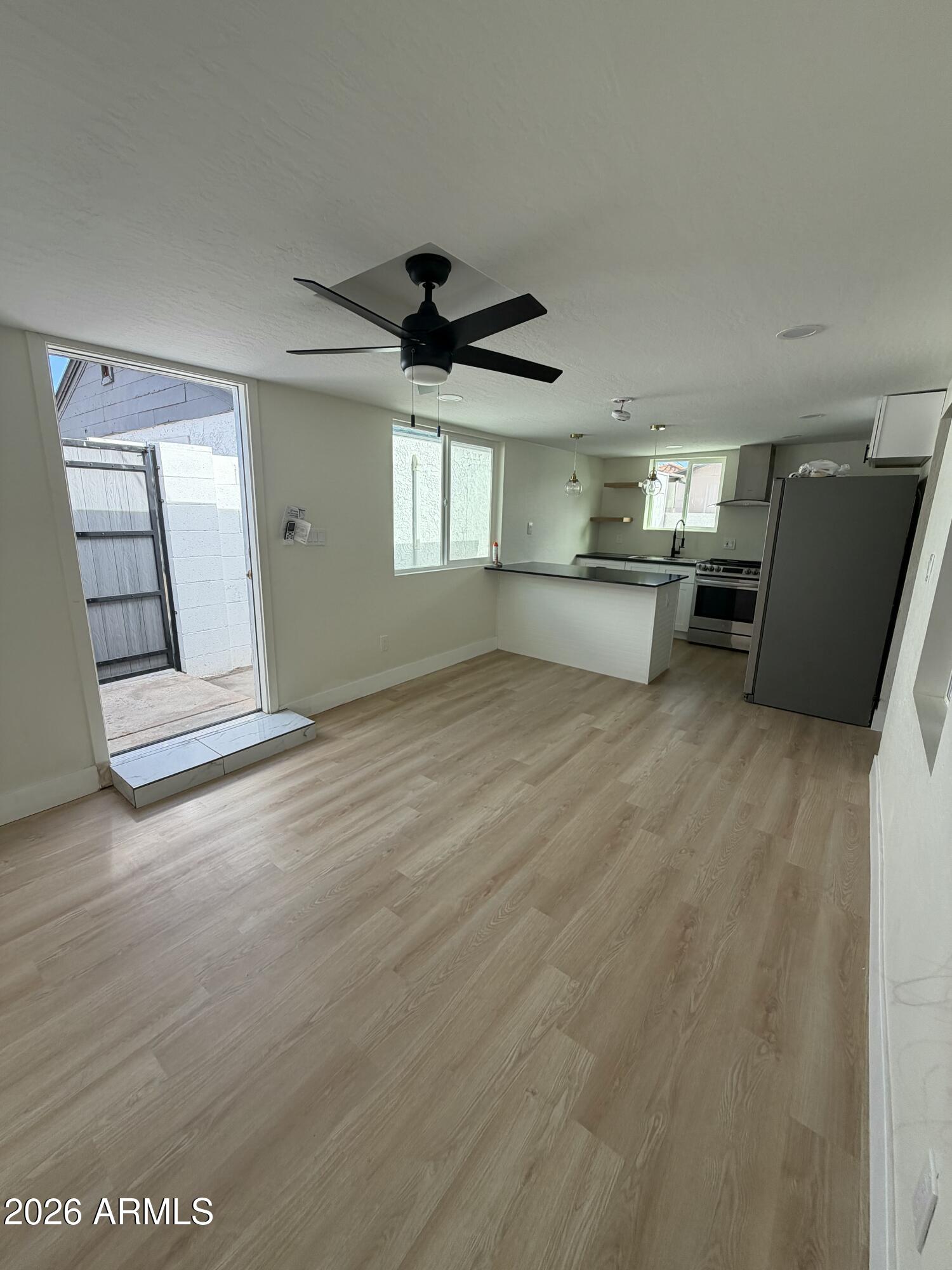 1730 West Thomas Road Phoenix, AZ 85015 - Photo 30 of 34 Unit C living room / dinind room area